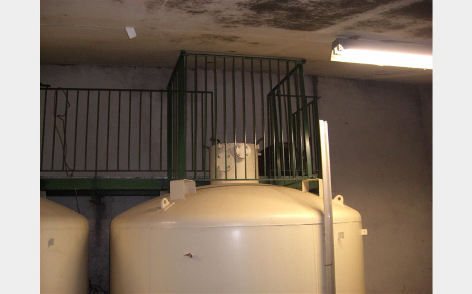 Cuve Acier Emaill&eacute; 260 Hls