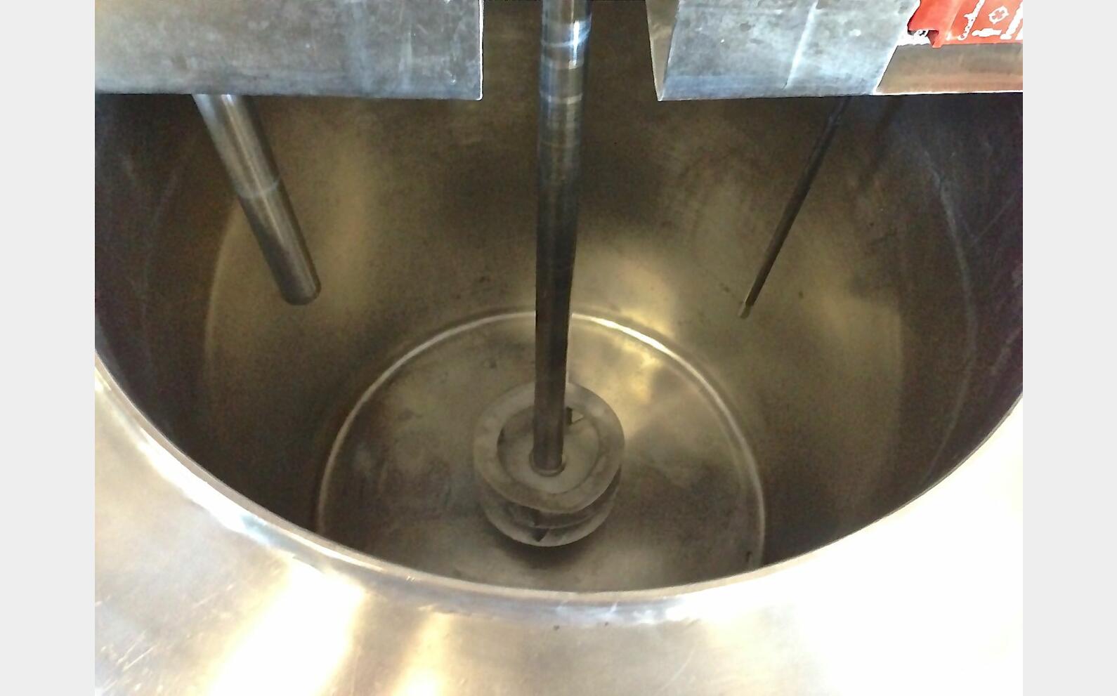 Cuve inox de pasteurisation Volume : 60 litres