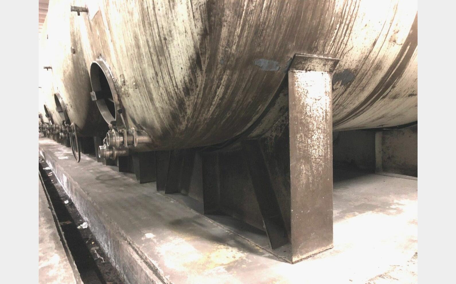 Cuve stockage acier rev&eacute;tu