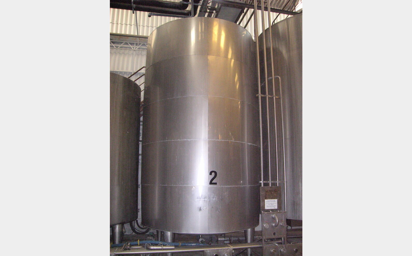 Cuve verticale INOX 304 de 300 hls, occasion