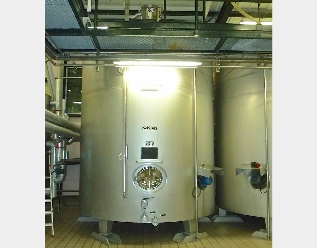 Cuve inox 316L agitée, isolée - Avec circulation forcée