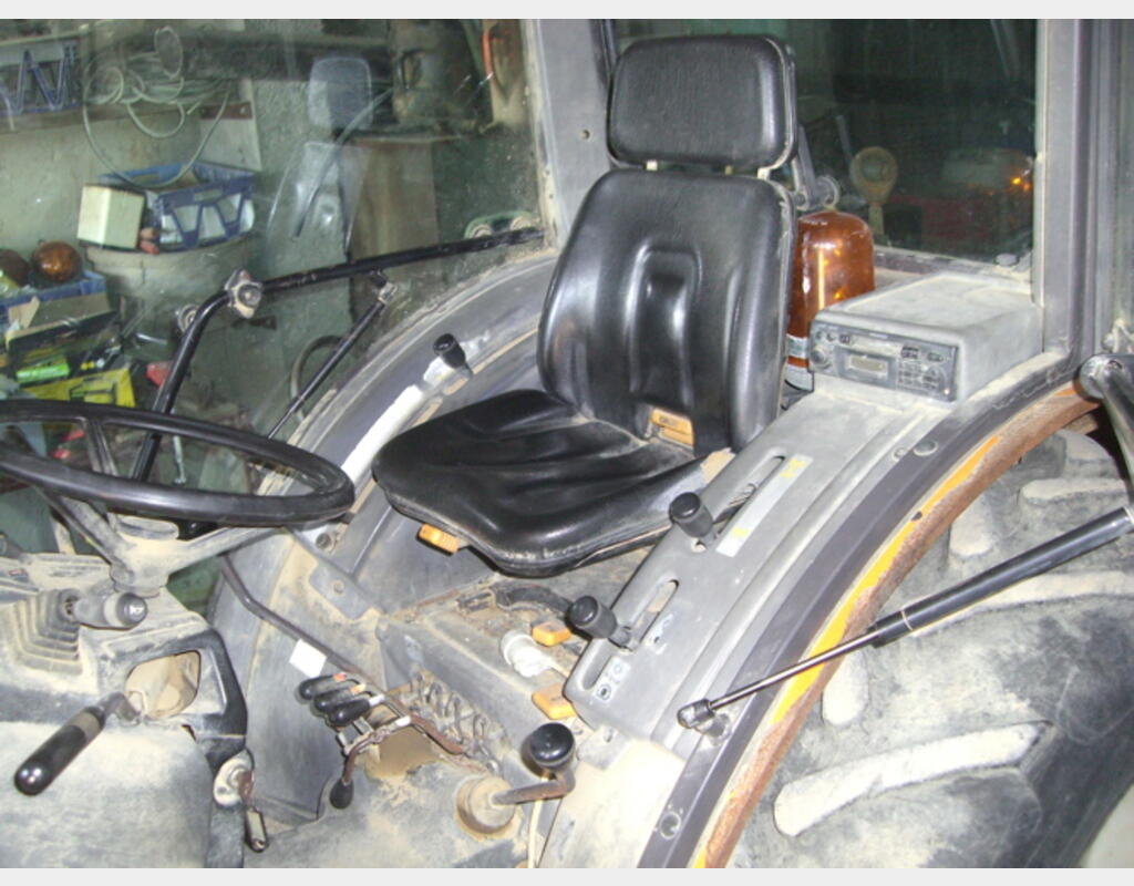 Tracteur RENAULT 80-14 - Type : R3277