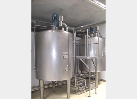 Cuves inox de m&eacute;lange Prominox de 2000 litres Agitation h&eacute;lice et racleur