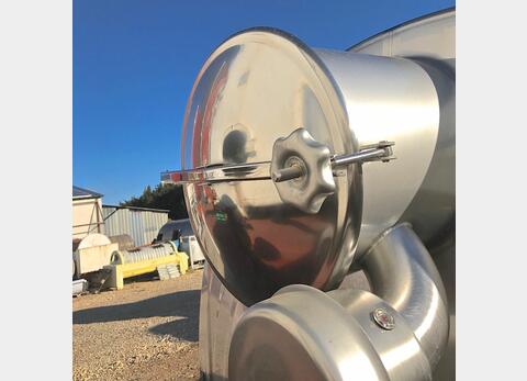 cuve INOX 316L ferm&eacute;e sur pieds MATERIEL NEUF