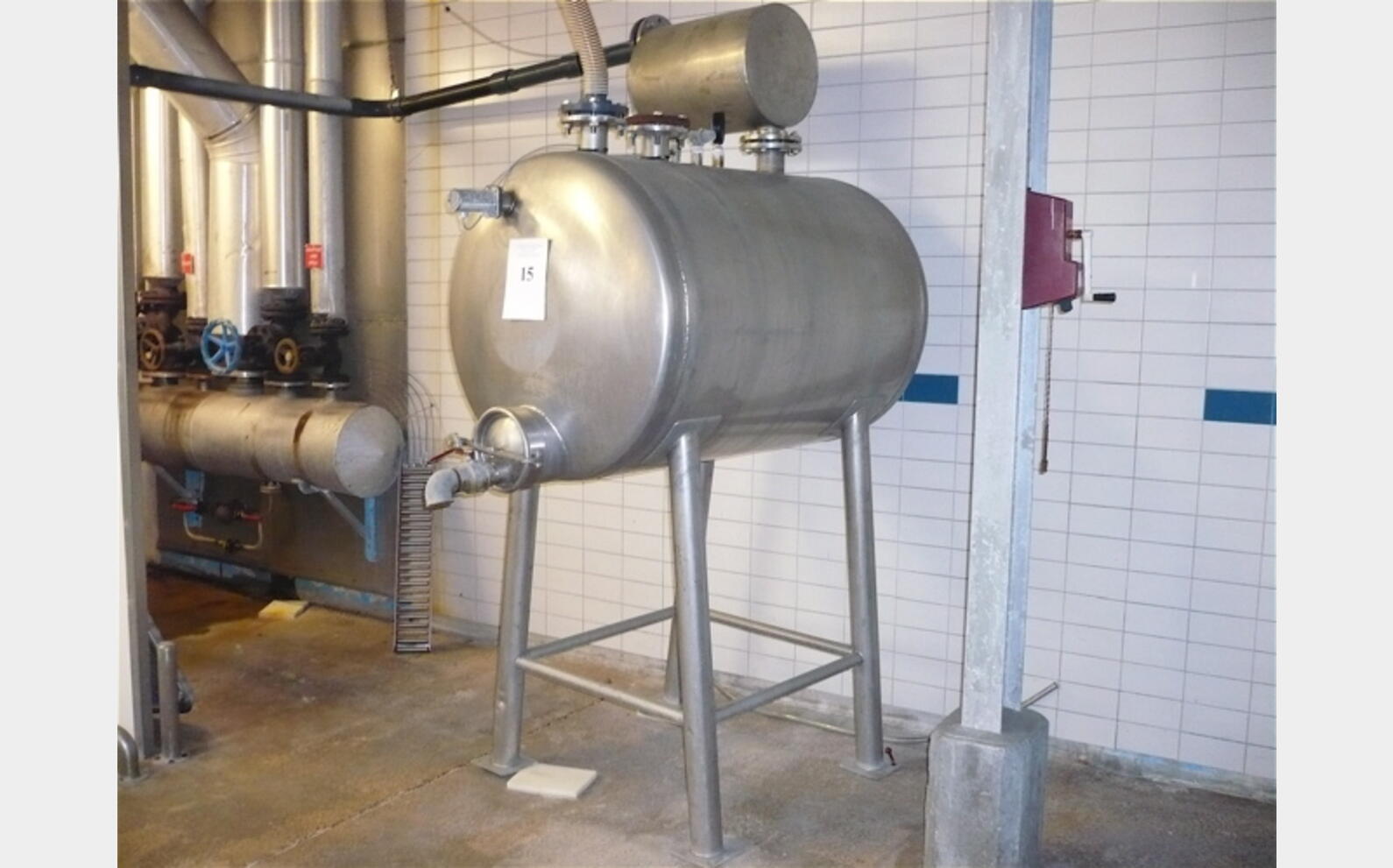 cuve de stockage INOX de 900 litres