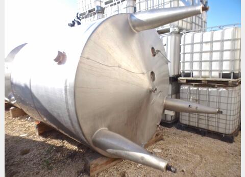 Cuve isolée , agitée , et circuit - volume : 10 000 litres