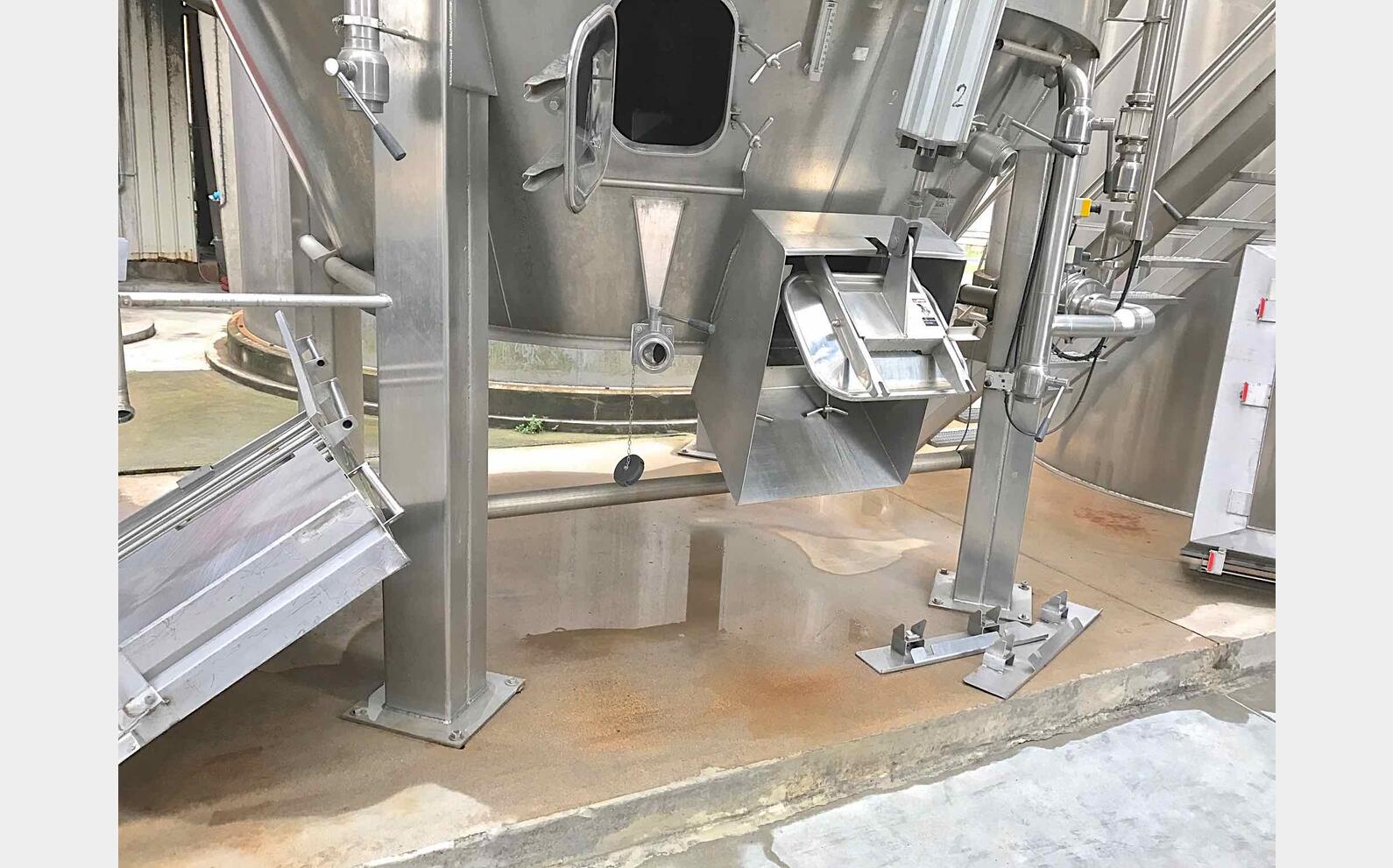 Cuve inox compartiment&eacute;e Capacit&eacute; totale 464 hls