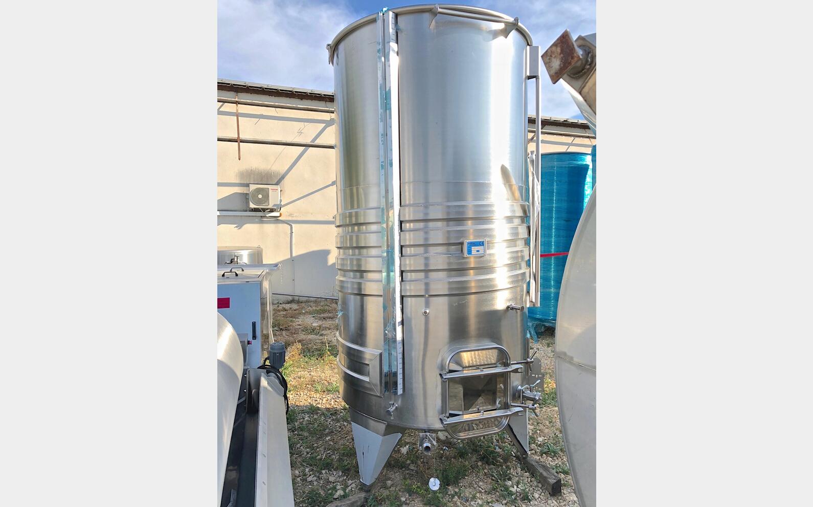 Cuve inox &agrave; chapeau flottant  40 hls