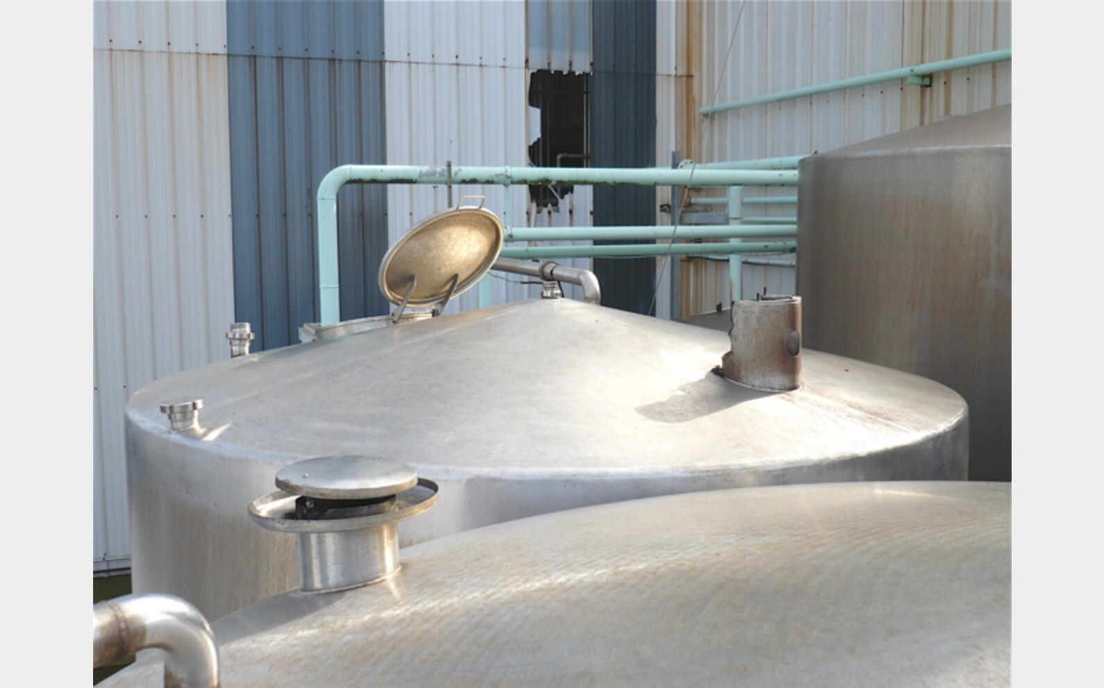 cuve de stockage INOX 304 provenance agroalimentaire