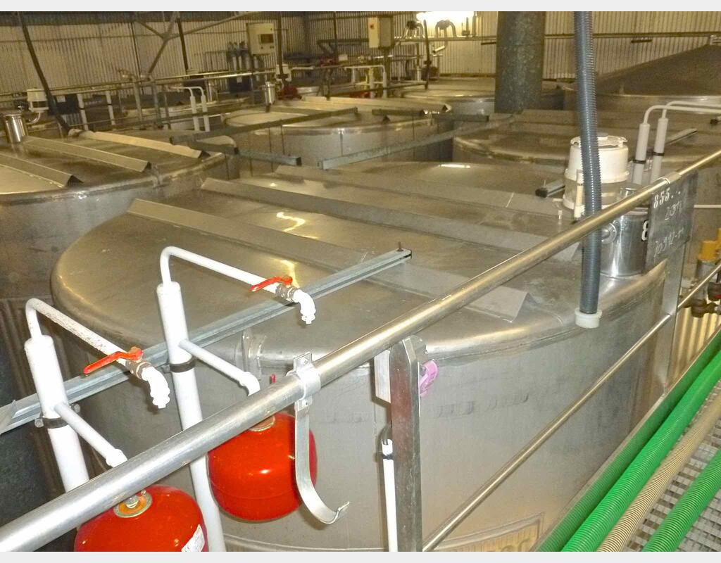 Cuve de stockage inox refroidie - Volume : 350 hectos (35000 litres)