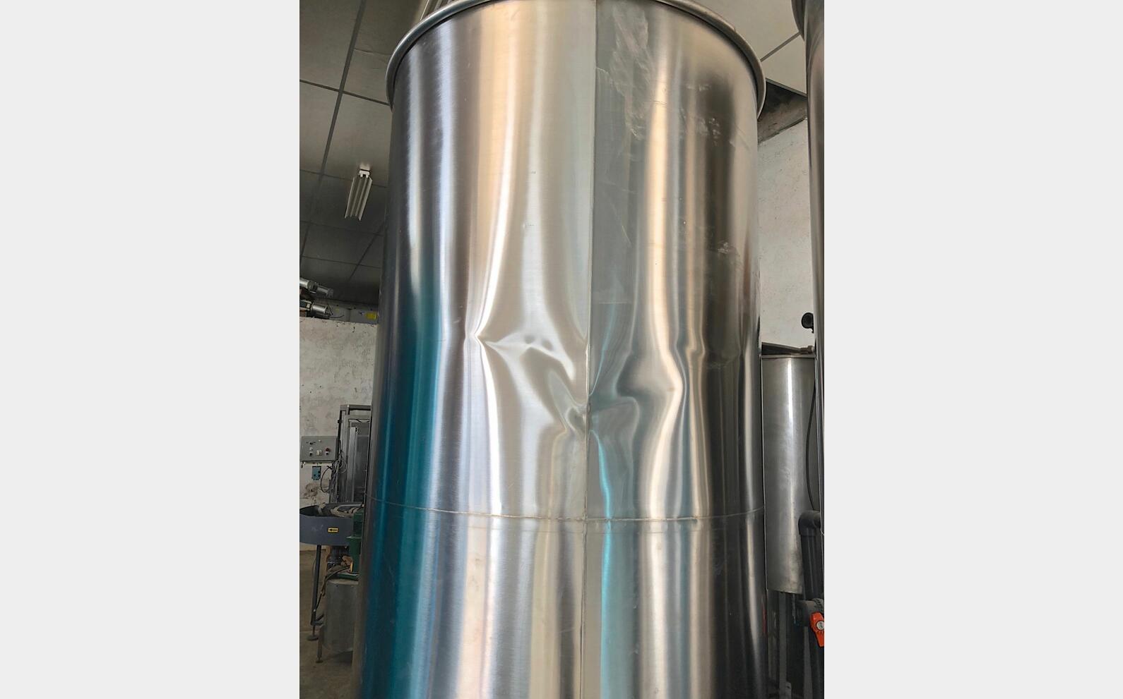 Cuve Inox chapeau flottant de 28 hls Volume : 2800 litres (28 hls)