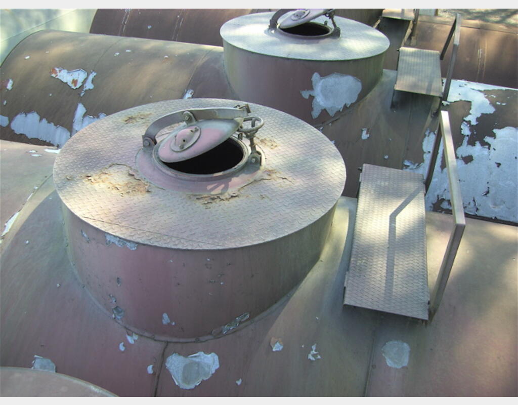 Citernes horizontales sur chassis . 25m3 - Acier revetu , isolation