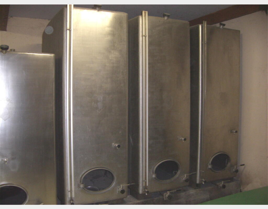 CUVE DE STOCKAGE INOX 304 RECTANGULAIRE - DE 50 HLS SANS PIEDS
