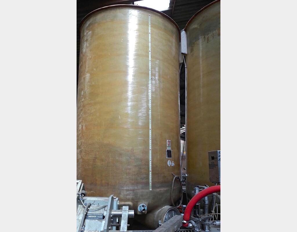 Cuve polyester chapeau flottant Marque : GIMAR