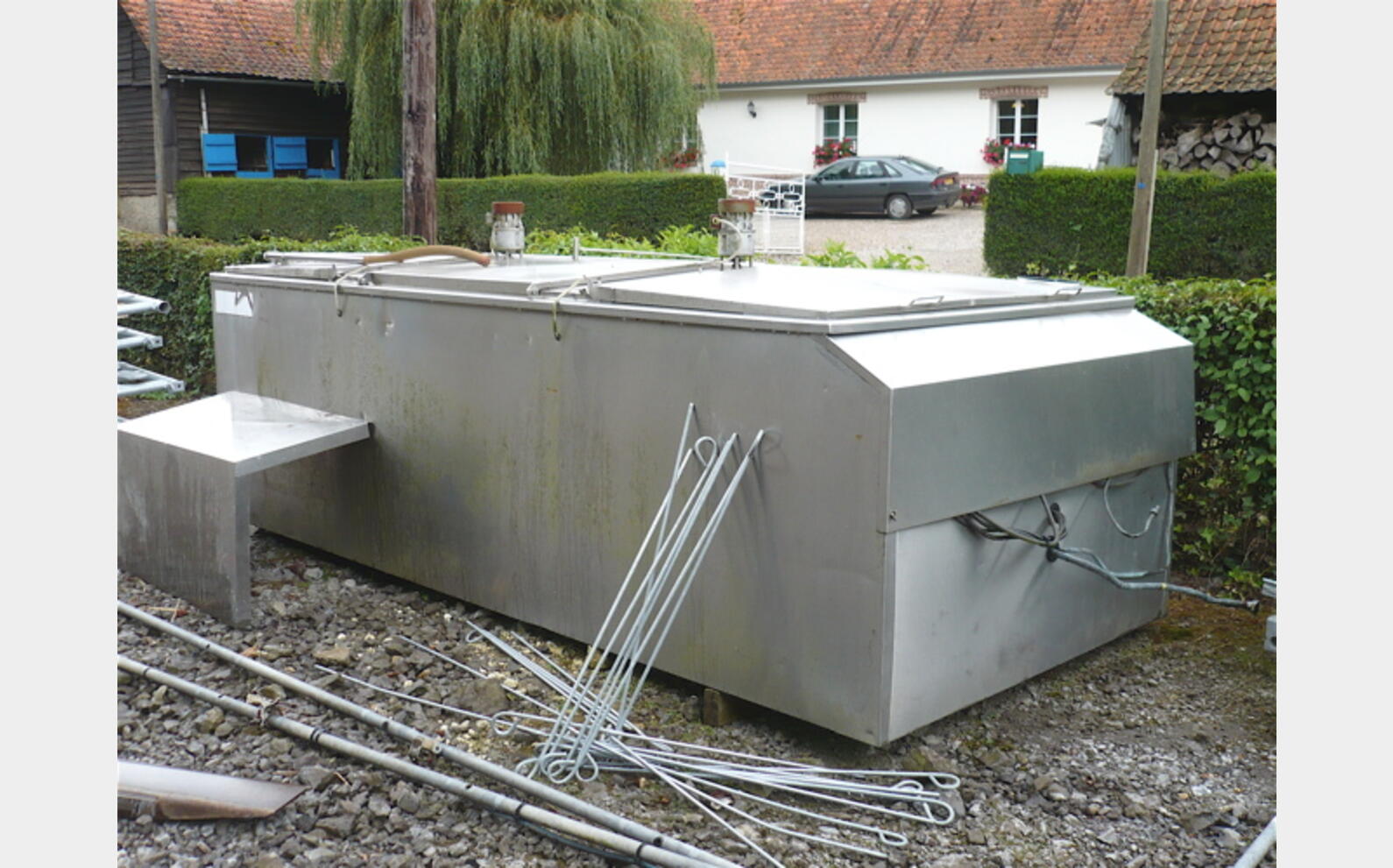 Tank &agrave; lait INOX 304 Volume : 2.700 litres