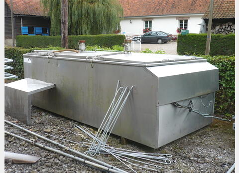 Tank &agrave; lait INOX 304 Volume : 2.700 litres