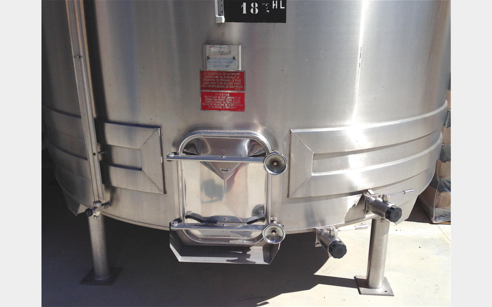 Cuve INOX avec pigeage automatique Marque : PIERRE GUERIN