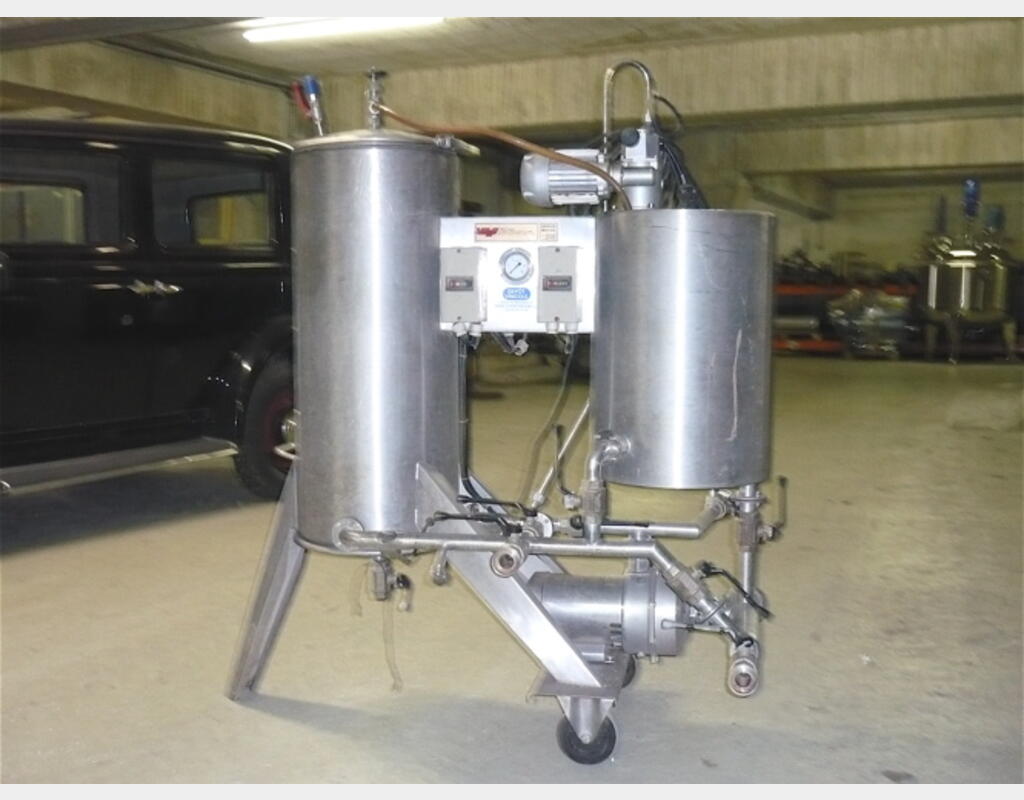 Filtre INOX à plaques. - Q : 20 à 80 l/min. Marque : VELO.