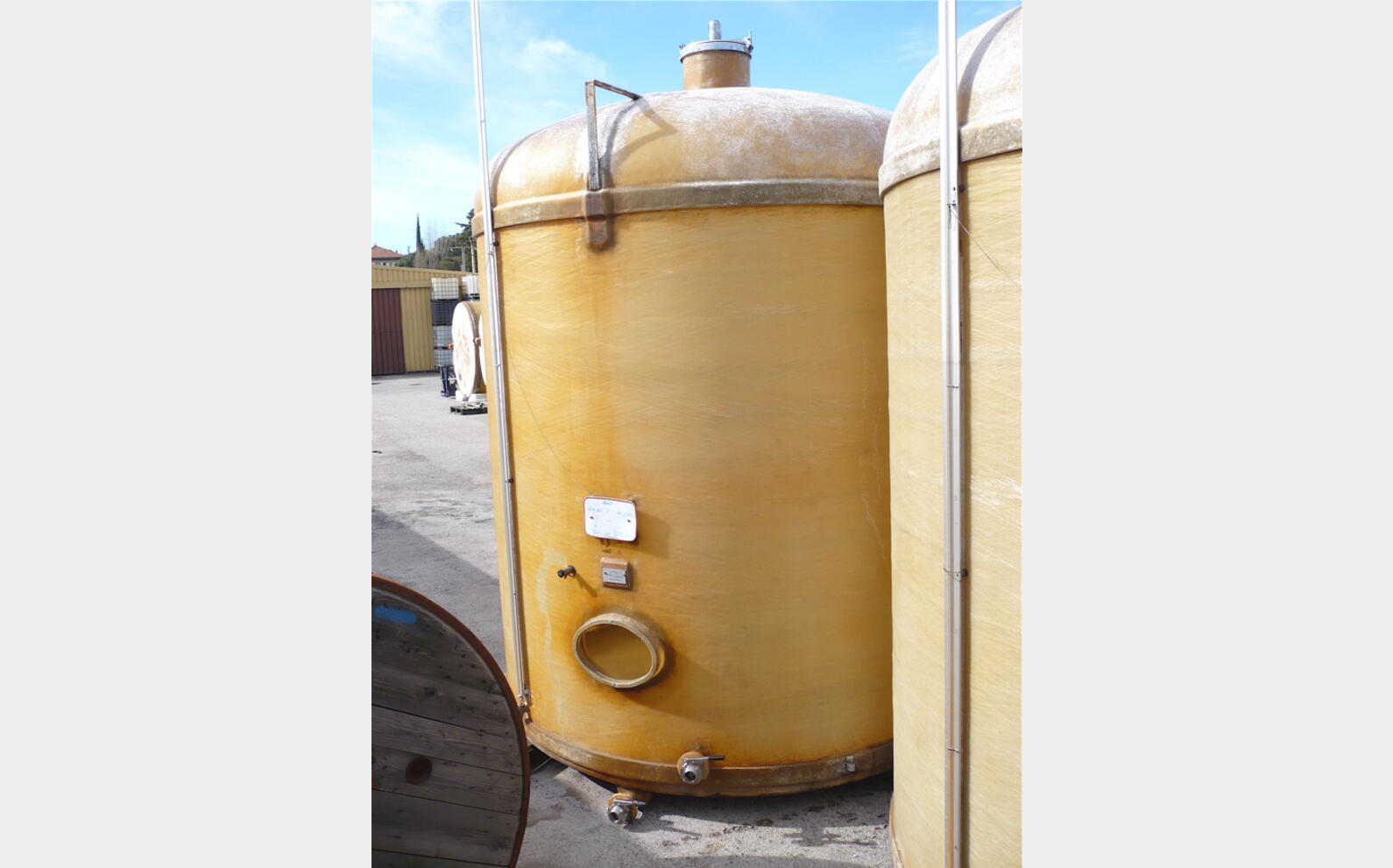 cuve stockage POLYESTER provenance : vinicole