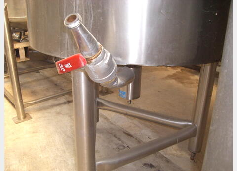 Cuve inox 316L agit&eacute;e, isol&eacute;e, r&eacute;chauf&eacute;&eacute;e