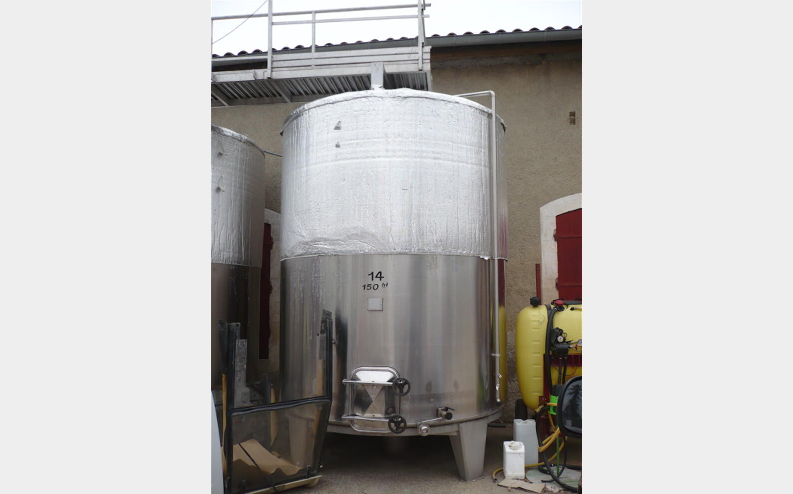 cuve de stockage INOX 304 avec serpentin provenance vinicole