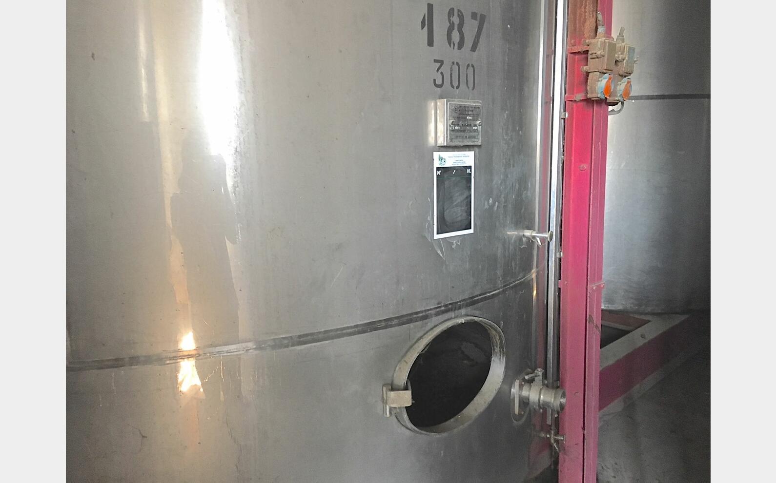 Cuve Inox 316 Ti cylindrique verticale