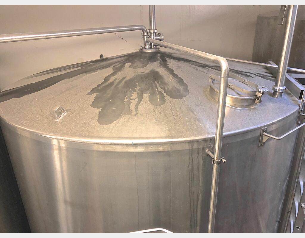 Cuve inox 316 sur pieds - 21.000 litres