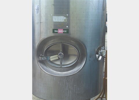 cuve stockage INOX isol&eacute;e Volume : 1000 litres.