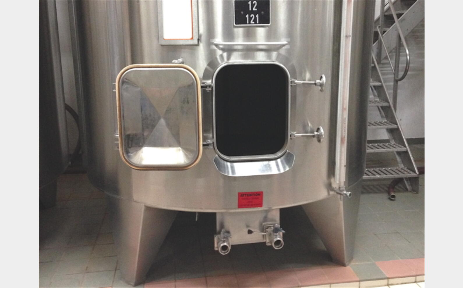 Cuve inox de 121 HLS