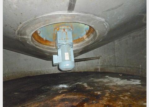 Cuve inox cylindrique verticale agitée - isolée sur jupe capacité 1000 hls