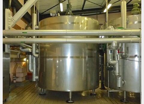 Cuve inox de m&eacute;lange isol&eacute;e circulation forc&eacute;e Agroalimentaire Volume : 130 HL (13000 litres)