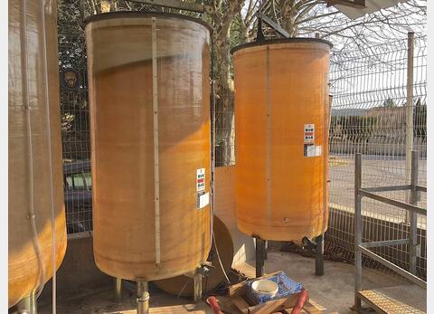 Cuve fibre cylindrique verticale Chapeau flottant