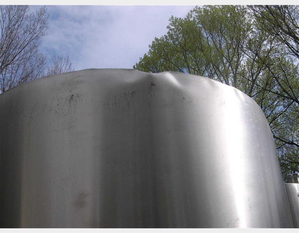 Cuve de stockage de 2400 litres - INOX 304