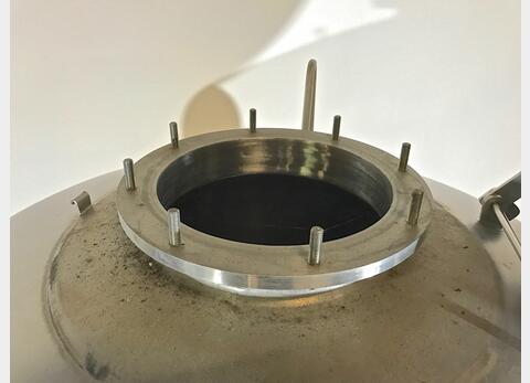 Cuve inox de stockage cylindrique
