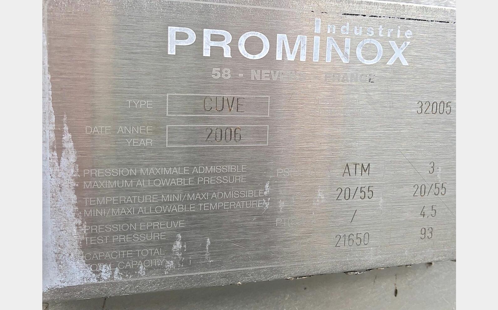 Cuve inox agit&eacute;e isol&eacute;e circuit coquill&eacute; Volume : 21650 litres