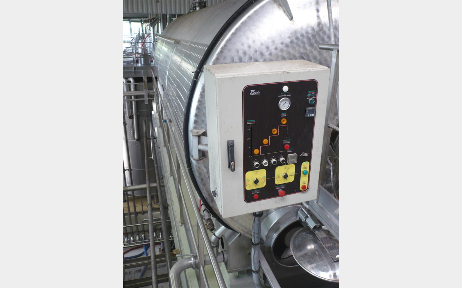 Cuve PERA ELITE 320 CAB 300 Marque : PERA