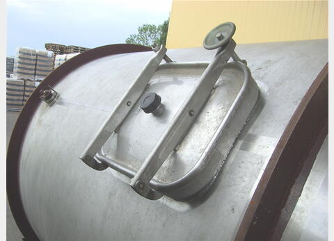 Cuve inox vinification 65 hls En inox 304 , de 6500 litres .