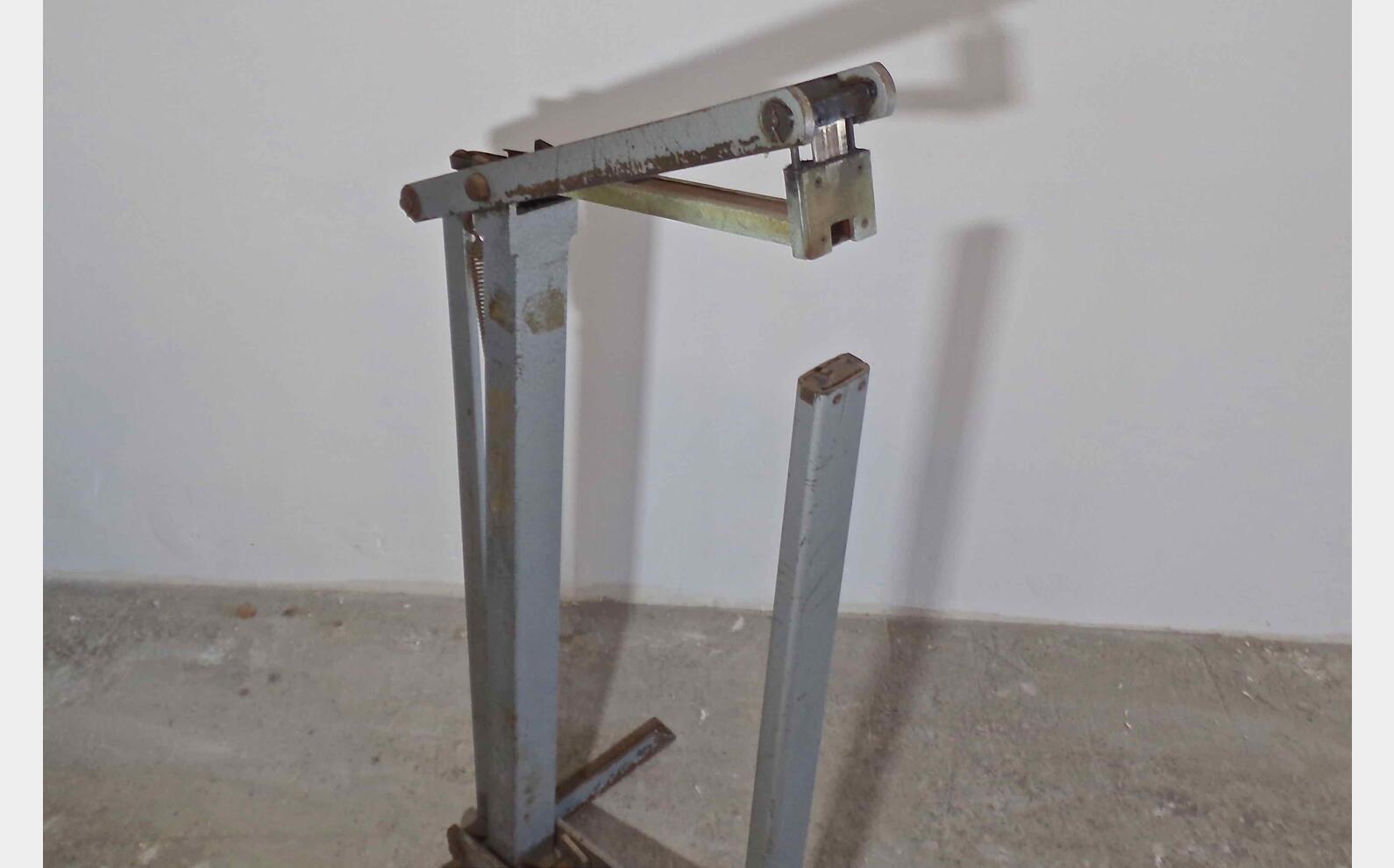 Agrafeuse &agrave; pieds