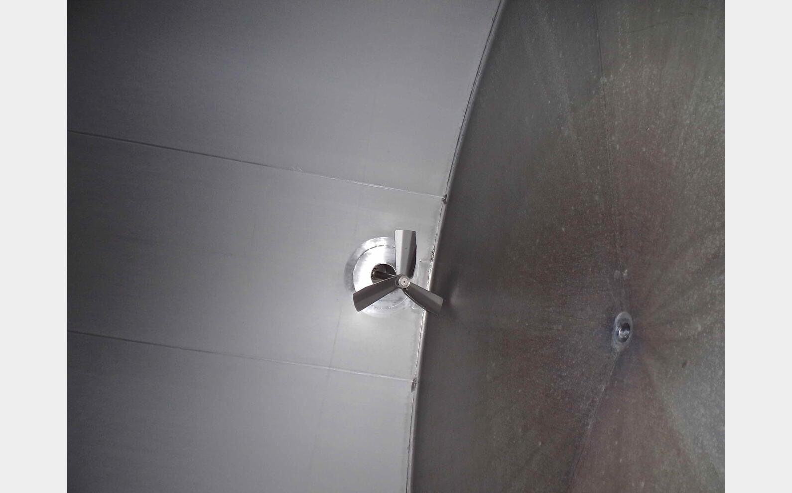 Cuve agit&eacute;e INOX