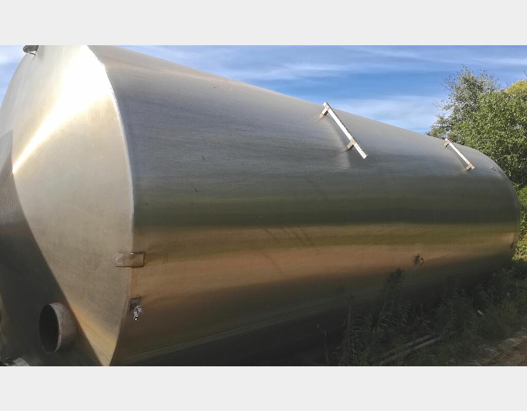 Cuve de mélange inox - Volume : 500 hectos (50000 litres)