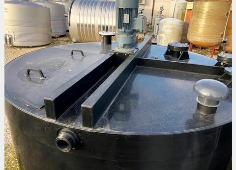 Cuve PEHD de 5000 L avec agitation
