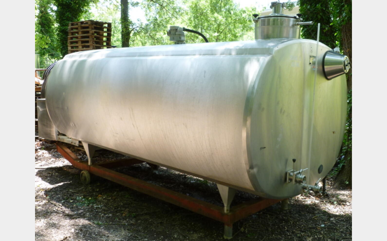 Cuve INOX isol&eacute;e 25.000 frigories Volume : 62 hecto (6200 litres)