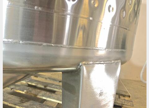 Cuve inox 316 thermor&eacute;gul&eacute;e sur pieds 6.45 HL (645 Litres) ARSILAC
