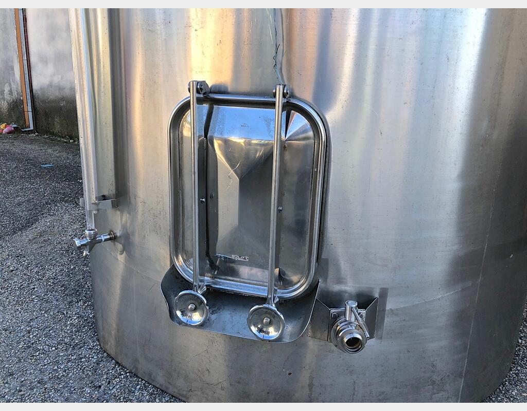 Cuve inox fermée fond conique - 7000 l (70 hls)