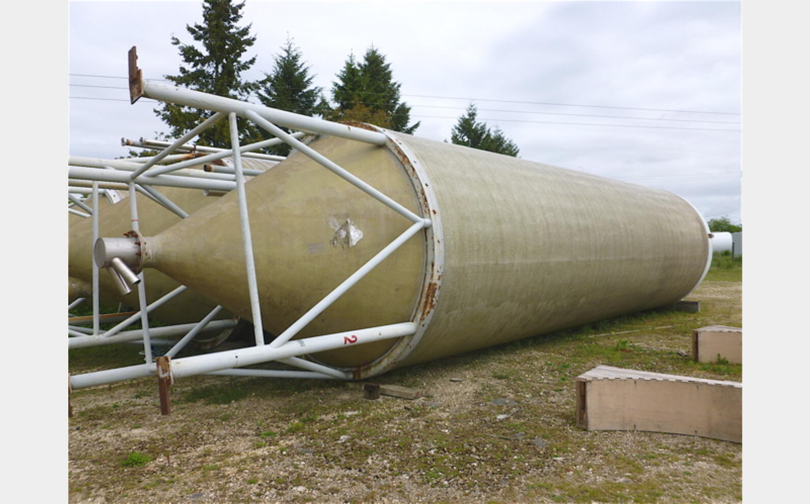 silo fibre de verre compartiment&eacute;