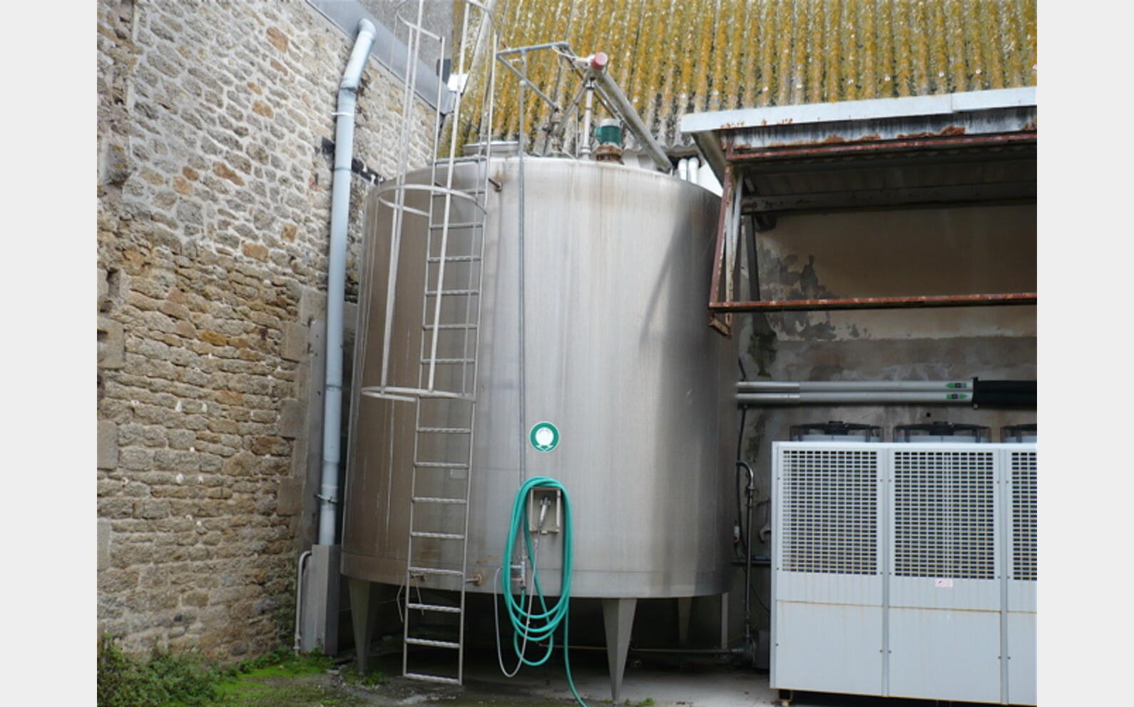 cuve de m&eacute;lange INOX 30 000 litres