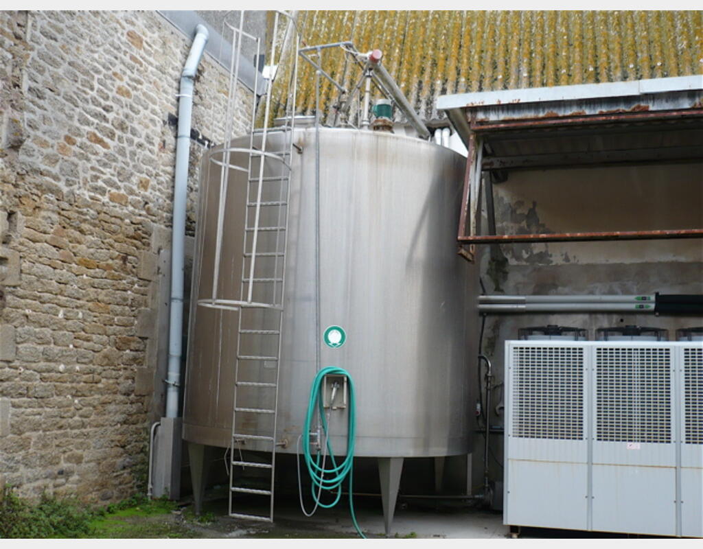 cuve de m&eacute;lange INOX 30 000 litres