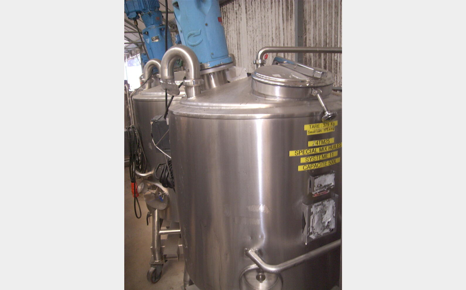 Cuve inox 316L agit&eacute;e, isol&eacute;e volume : 500 litres marque : PIERRE GUERIN