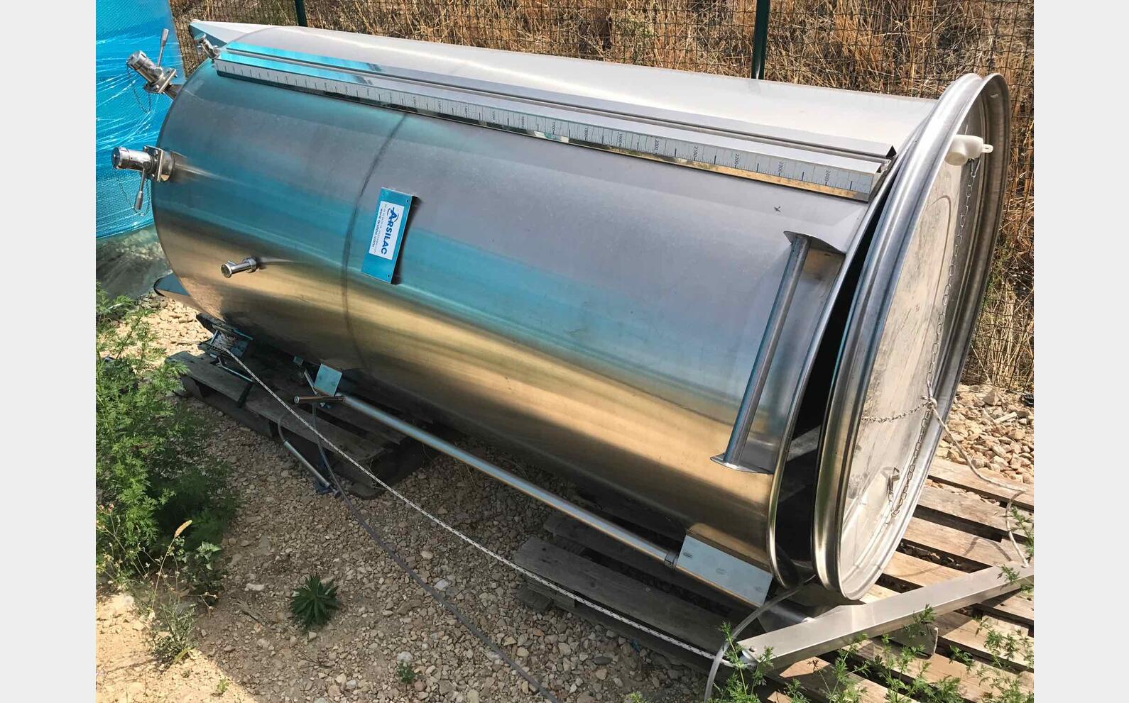 Cuve Inox chapeau flottant de 25 hls Volume : 2500 litres (25 hls)