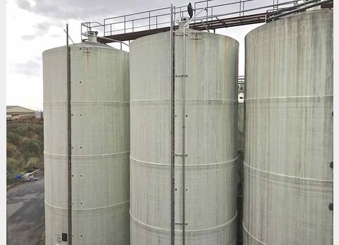 Cuve fibre de verre - de 2000 hls (200 000 L)